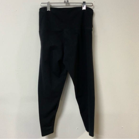 Black capri leggings - Picture 2 of 2